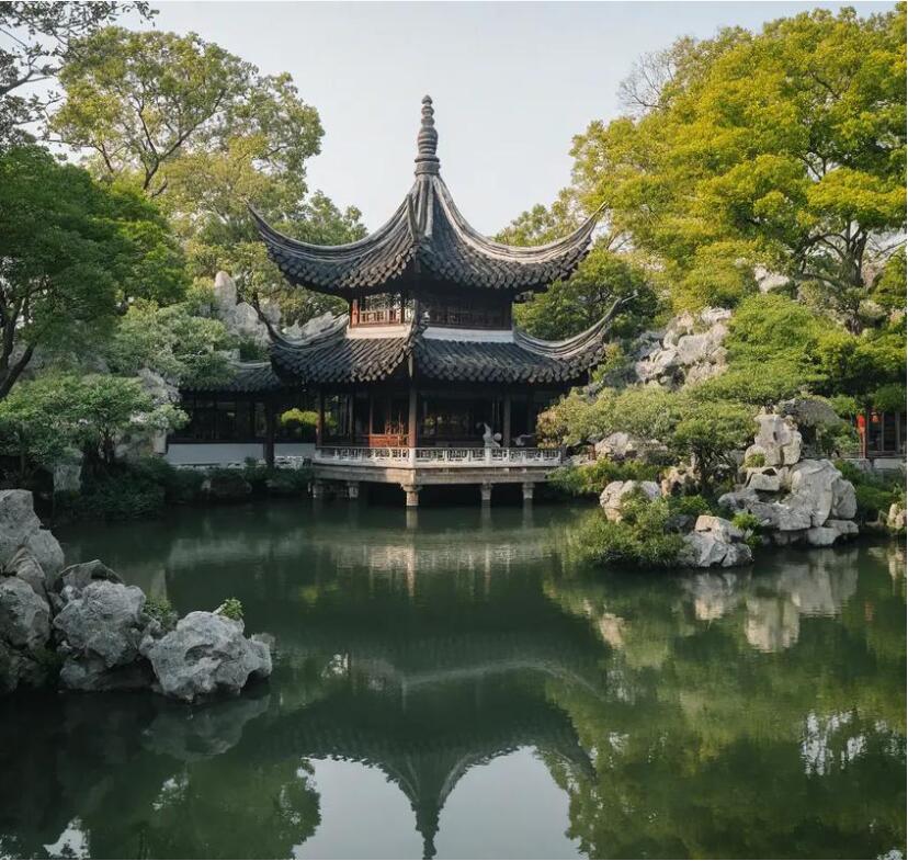 湛江坡头醉蓝餐饮有限公司